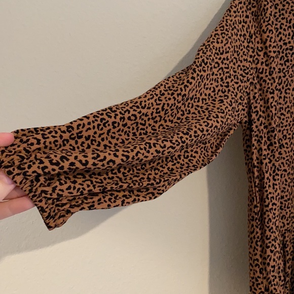 Vici leopard babydoll dress - Picture 2 of 4